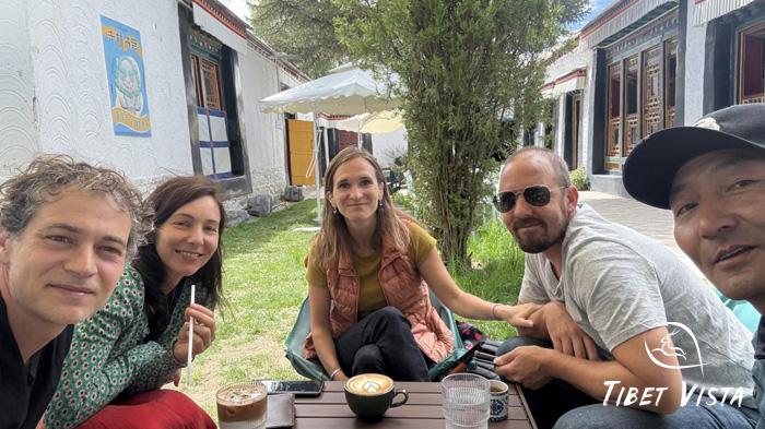Our beloved guests enjoy coffee break in Norbulingka in August.