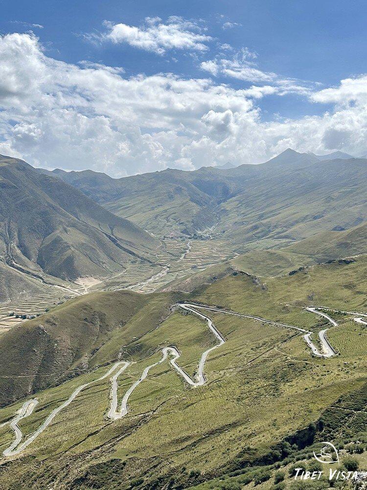 Tibet Mountain Road