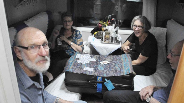 Play cards on a Tibet train