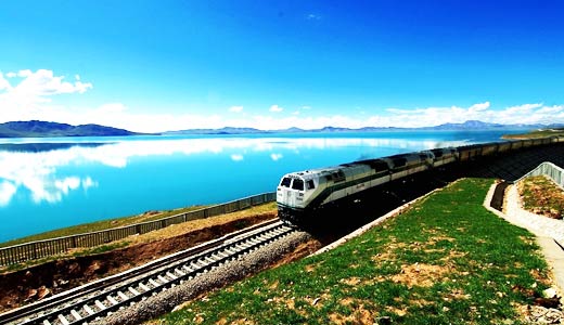 How fast is the bullet train in Tibet?