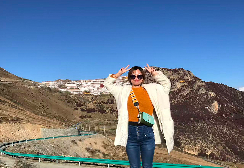 Laura visits Ganden Monastery