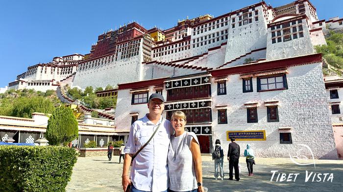 visit Potala Palace in Lhasa