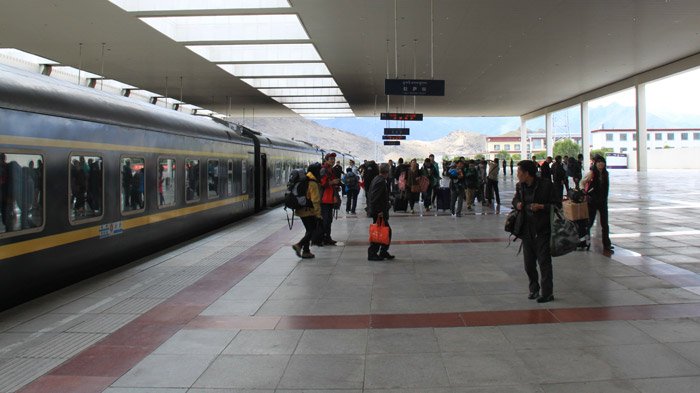 tibet train