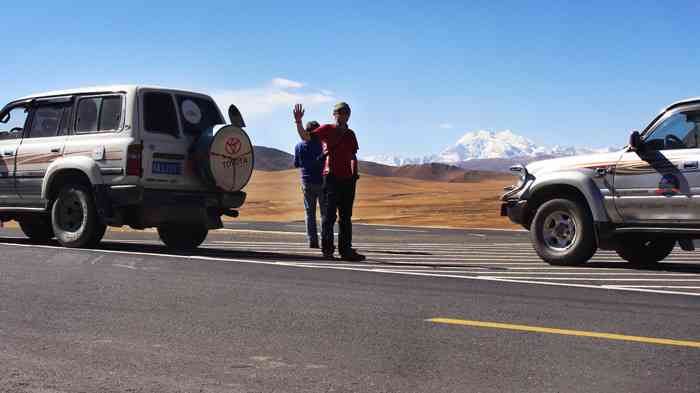 travel to tibet by road