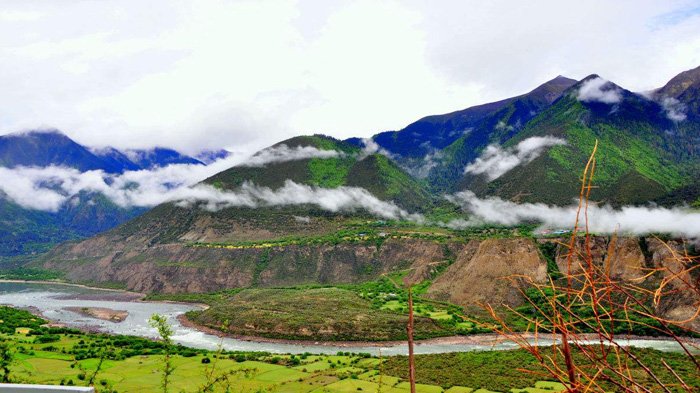 Yarlung Tsangpo Canyon