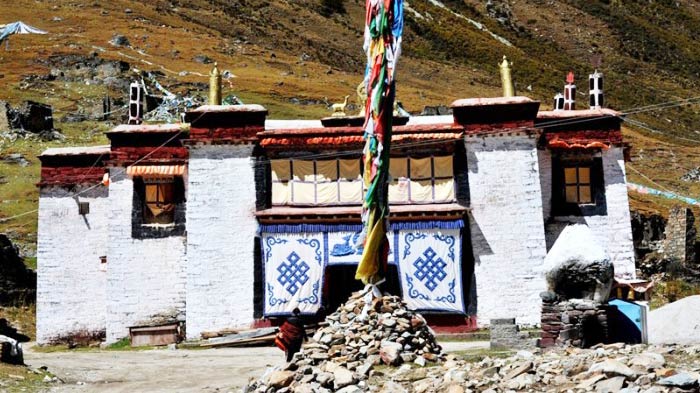 Chokorgyel Monastery in Lhoka